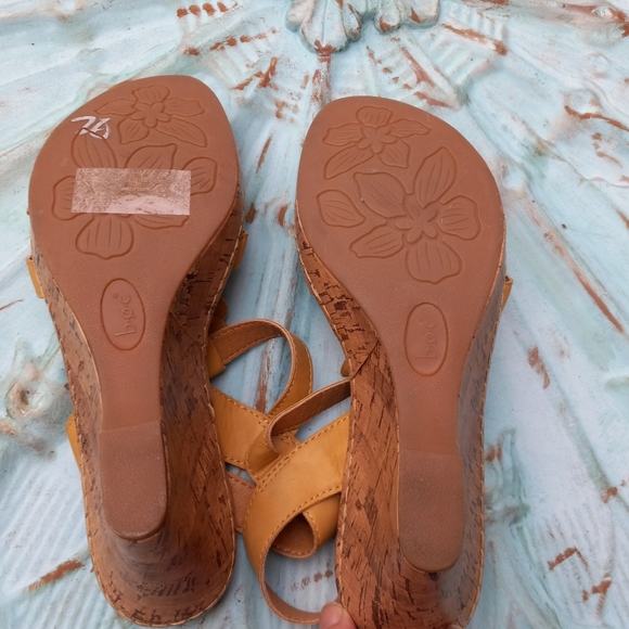 😁b.o.c Flower Wedge Sandals - Picture 3 of 7